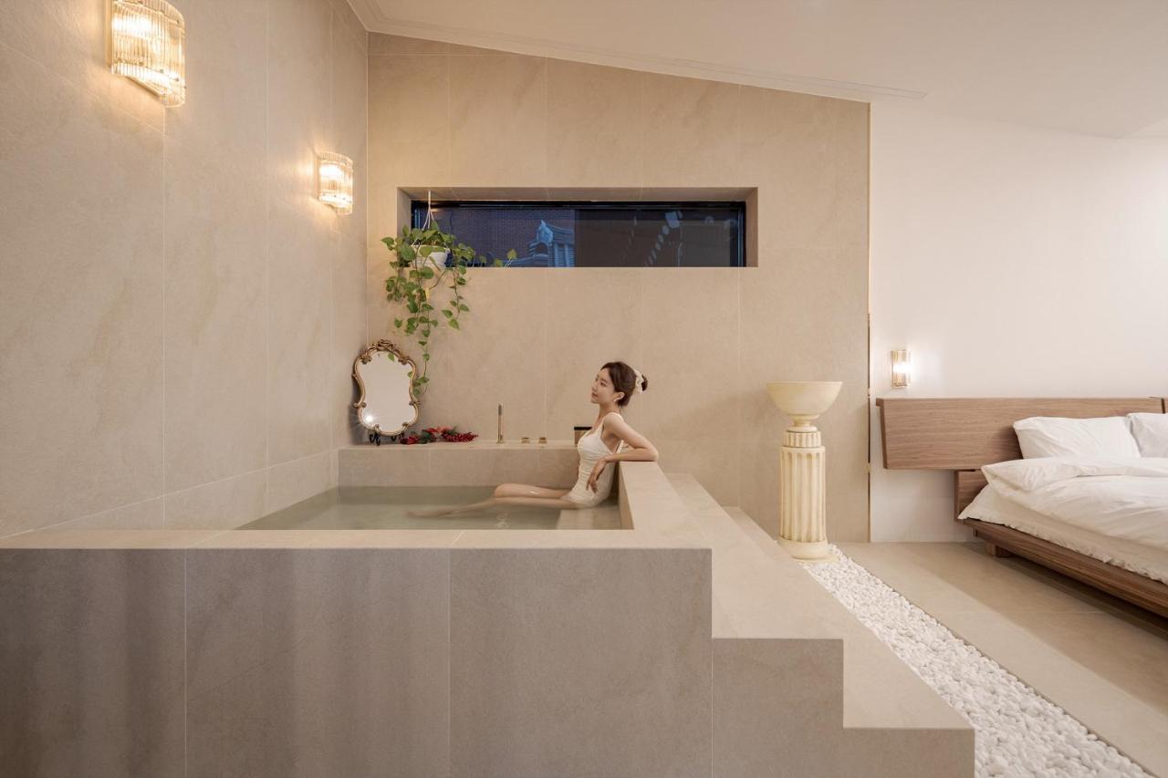 Jeonju Hanok Village, Maison14 Экстерьер фото